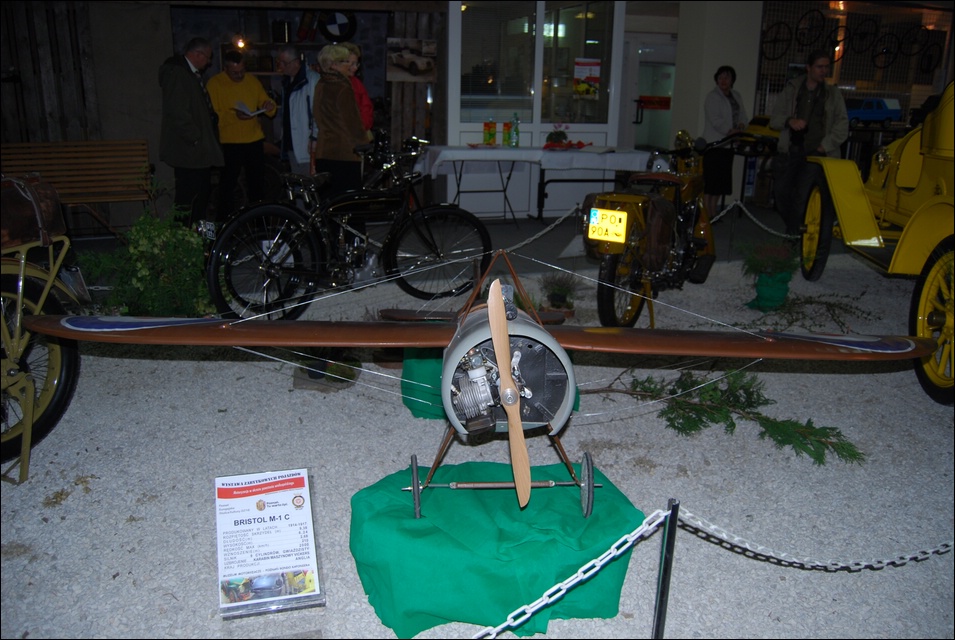 wystawa_powstanie 008.jpg