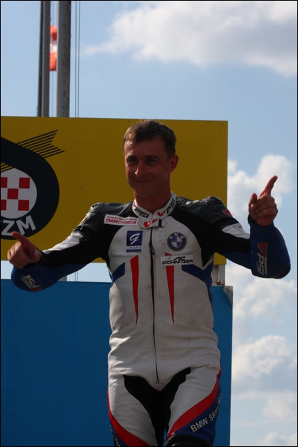 254.JPG