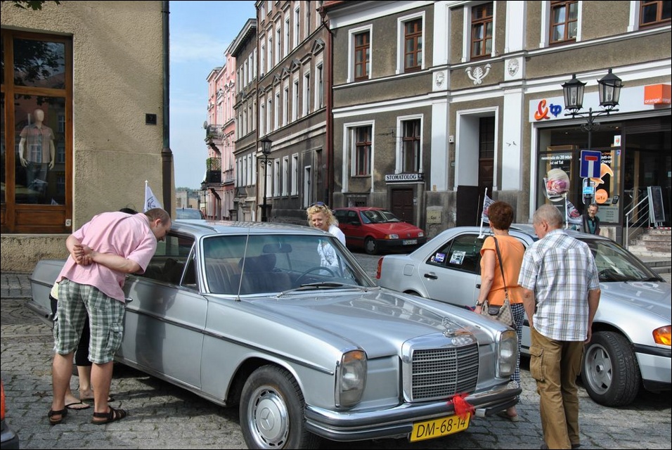 070.JPG